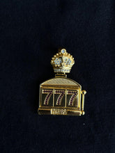 Pingente 777 Cassino Cravejado Banhado a ouro 18k