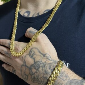 Kit Corrente Pitbull 8mm com Pulseira Banhada a Ouro 18k