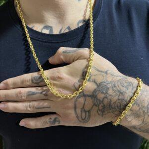 Kit corrente cadeado 6mm e pulseira banhada a ouro 18k
