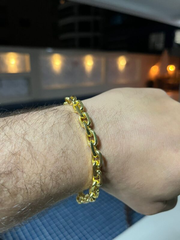 Pulseira cadeado 8mm banhada a ouro 18k